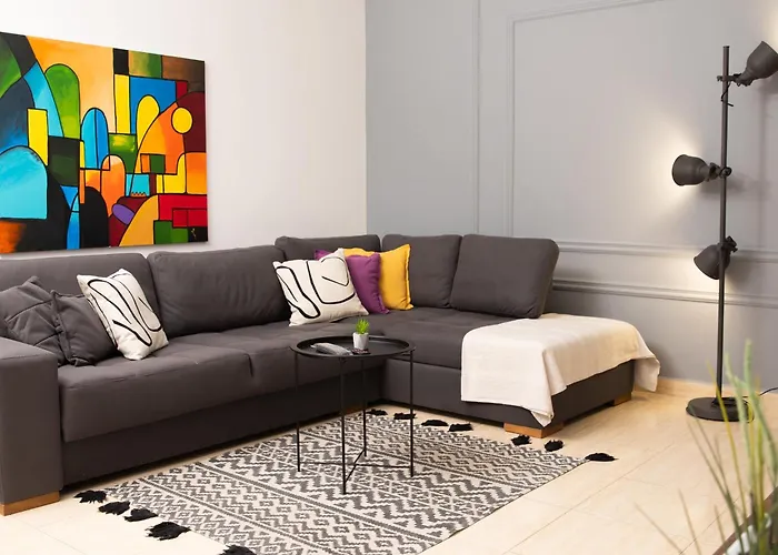 Maris Appartamento Tirana